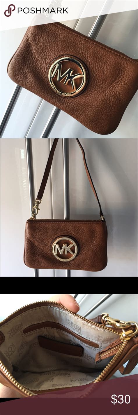 michael kors cognac letterbag tasche clutch|michael kors wristlets.